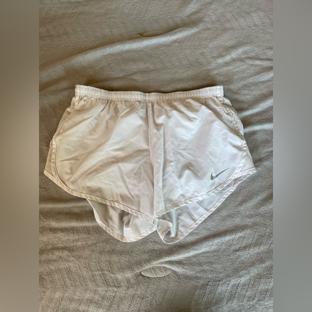 white nike running shorts